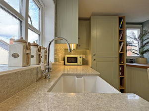 Photo 7- click for photo gallery